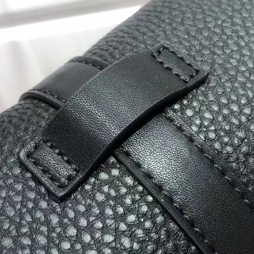Louis Vuitton Christopher Slim Backpack (30-42-17cm)      M58644 - 