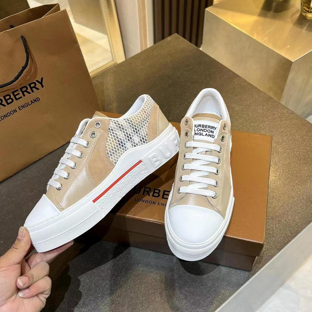 Burberry Low-Top Sneakers - 