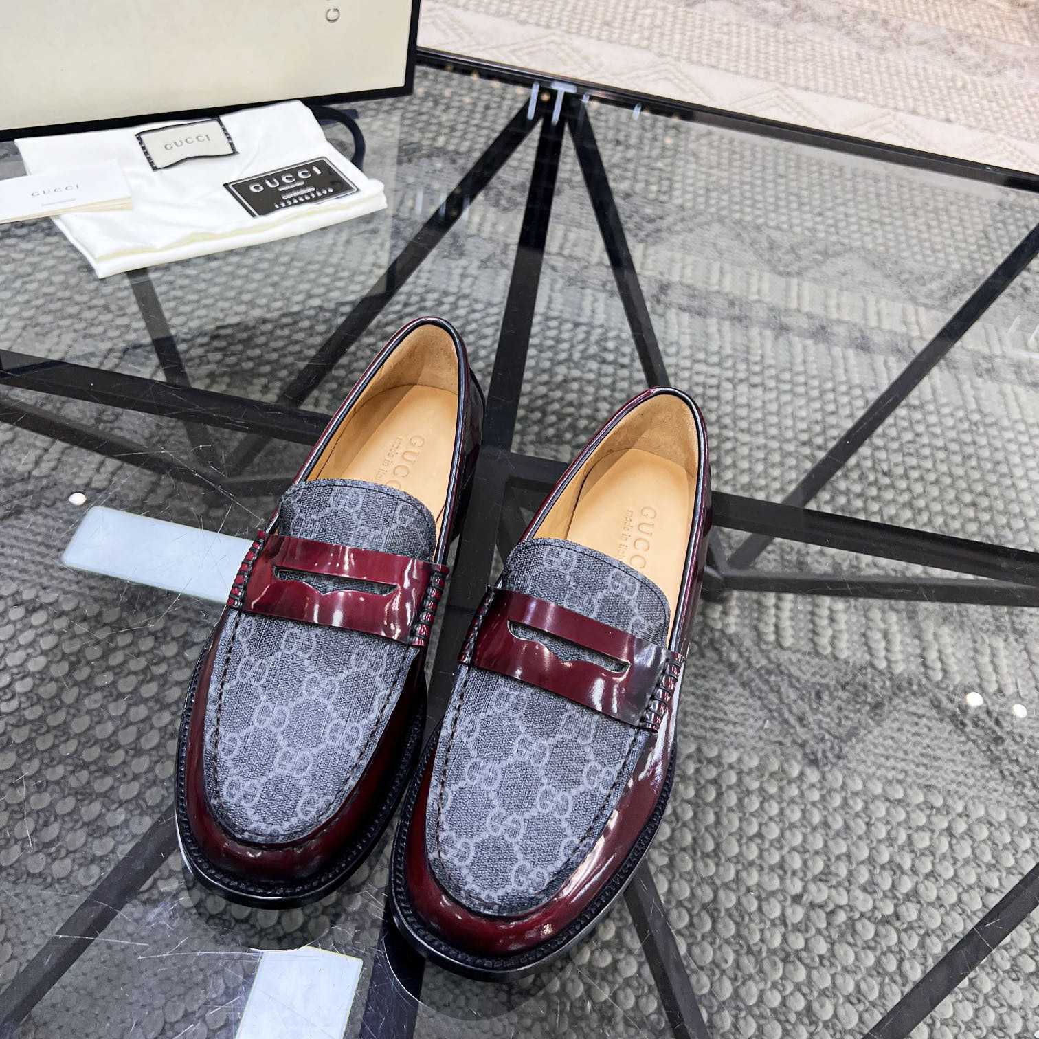 Gucci Loafer  - 