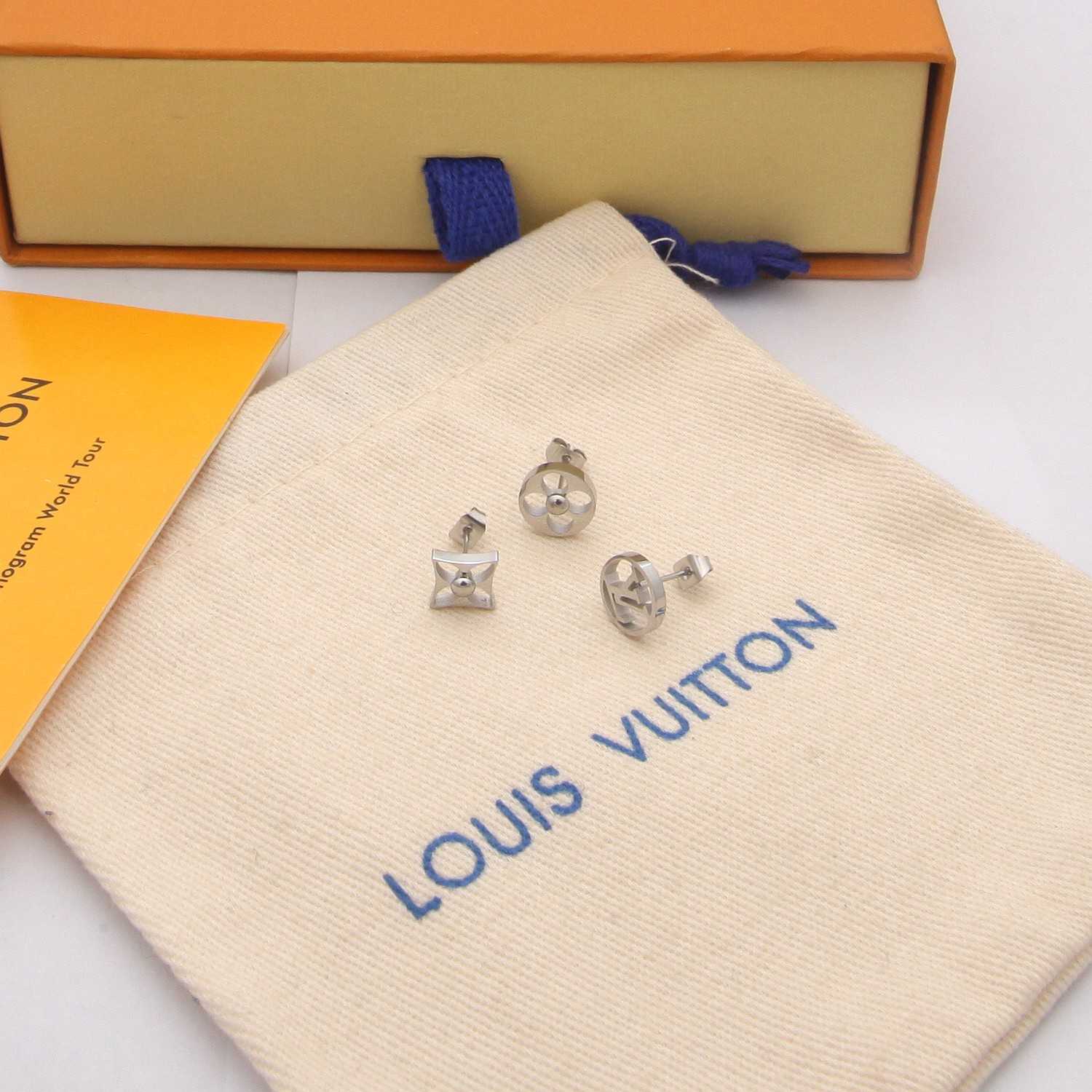 Louis Vuitton Crazy in Lock Earrings Set   M00395 - 