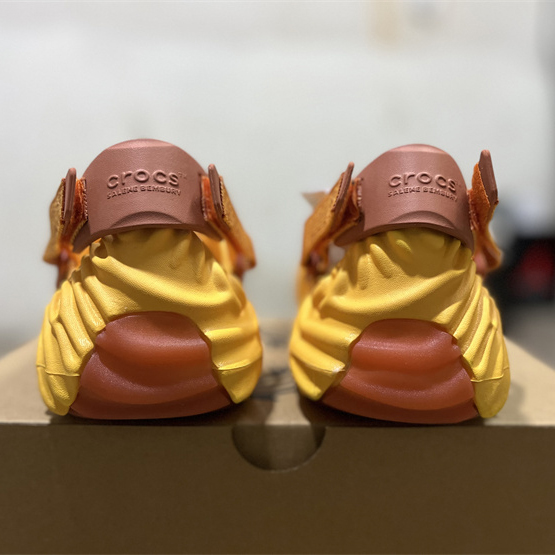 Salehe Bembury x CrocsPollex Clog - 