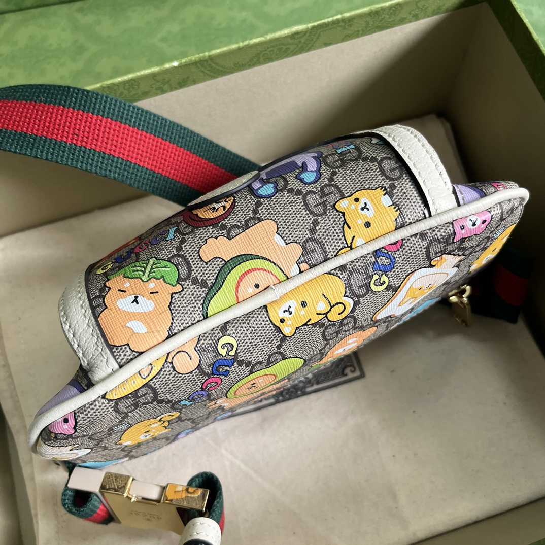 Gucci Animal Print Belt Bag(23x 12x 2.5cm) - 
