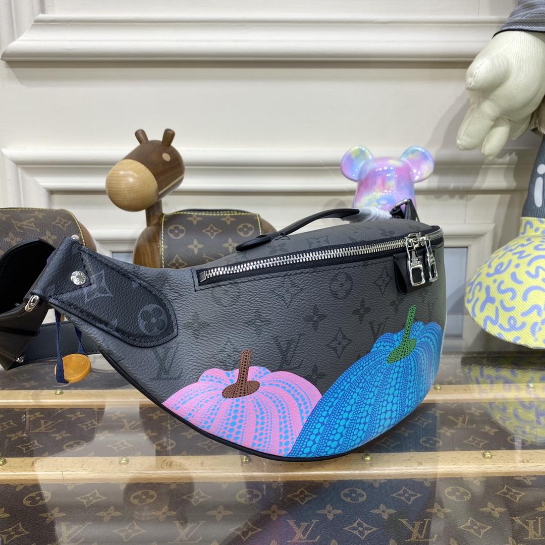 Louis Vuitton LV x YK Maxi Bumbag (47-20-9cm)   M46436 - 