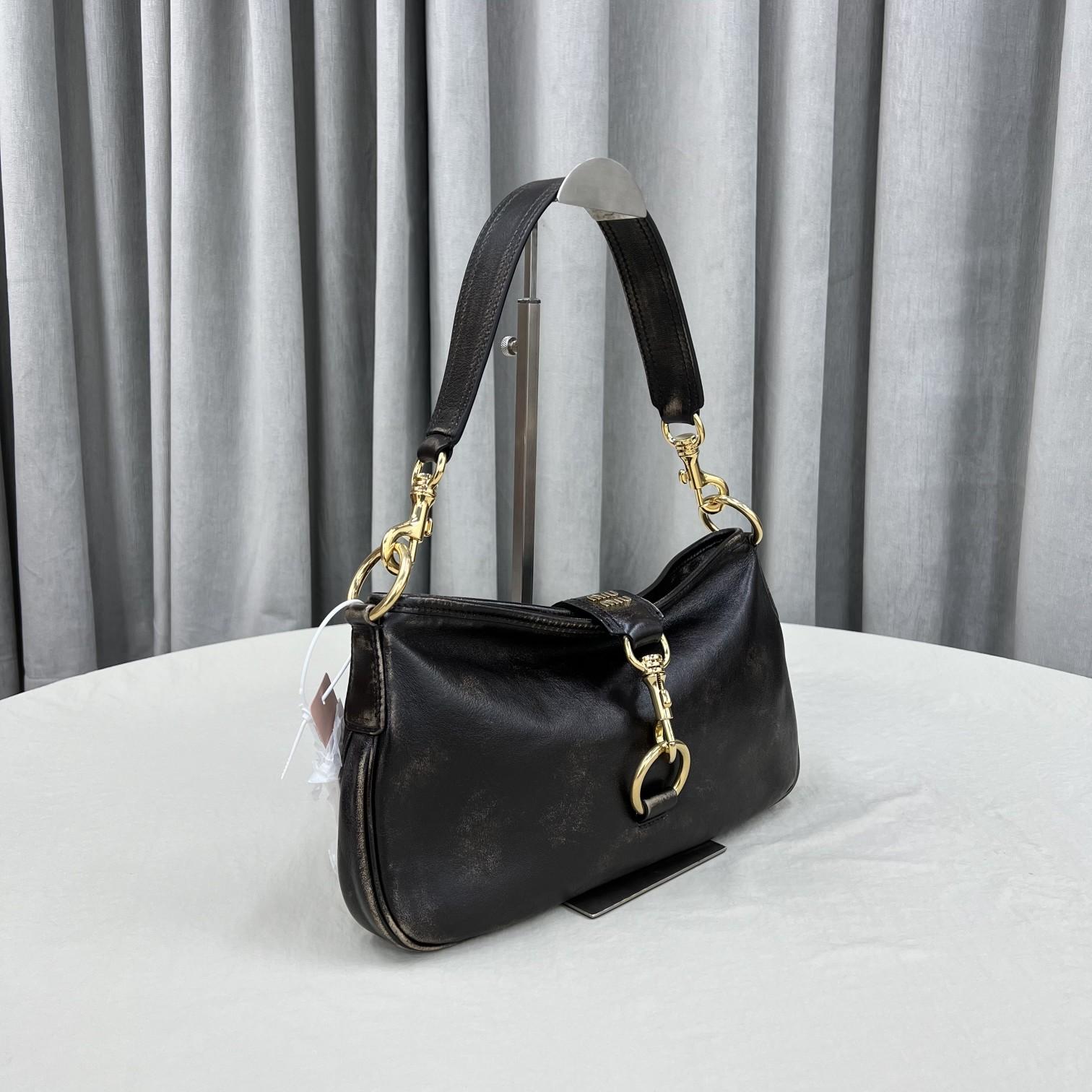 Miu Miu Leather Shoulder Bag With Snap Hook - 