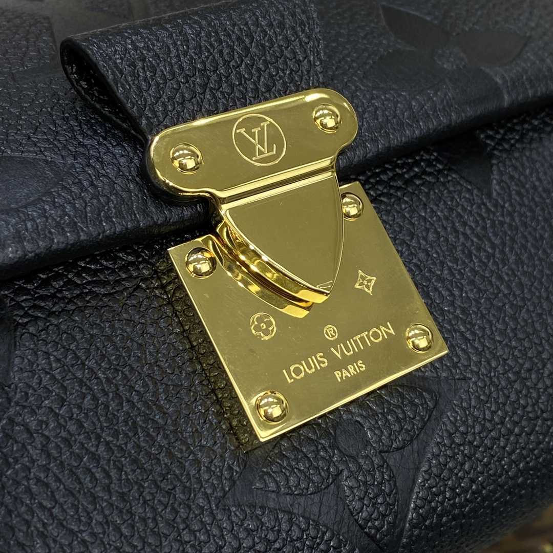 Louis Vuitton Favorite(24 x 14 x 9cm)    M45813 - 