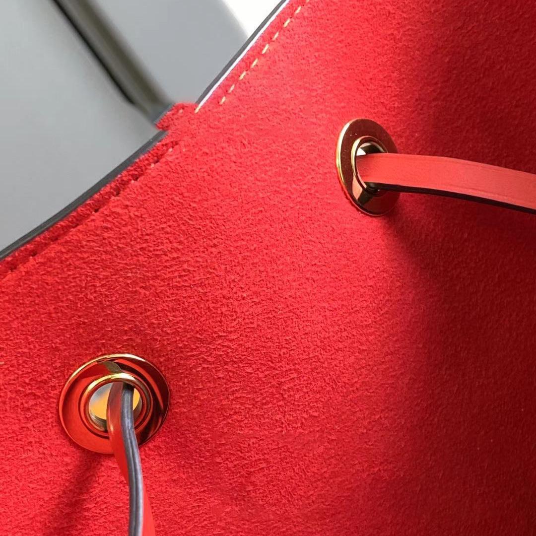 Louis Vuitton Néonoé (26 x 26 x 17.5cm) M44021 - 