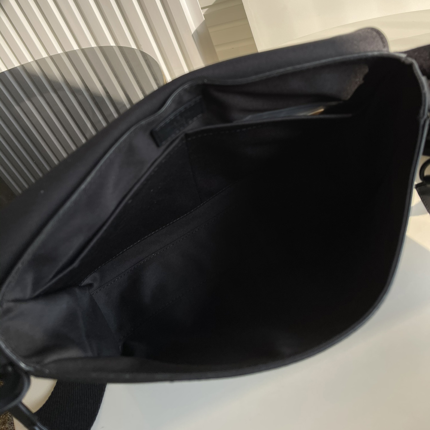 Louis Vuitton Takeoff Messenger(30.5x24x10cm)   M57080 - 