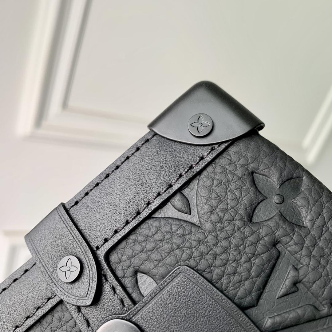 Louis VuittonVertical Trunk Wearable Wallet (10.7x17.5x6.8cm) M82070 - 