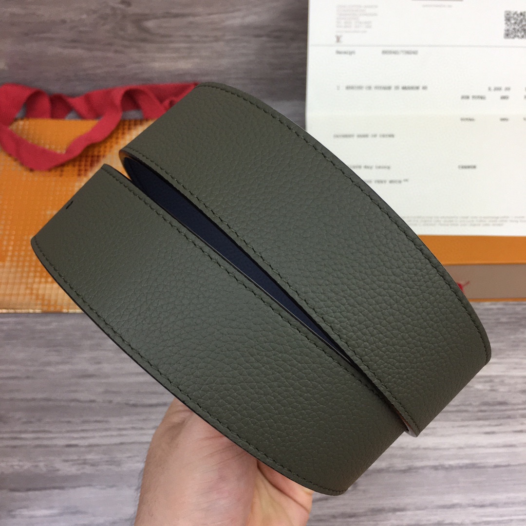 Louis Vuitton LV Shape 40MM Reversible Belt - 