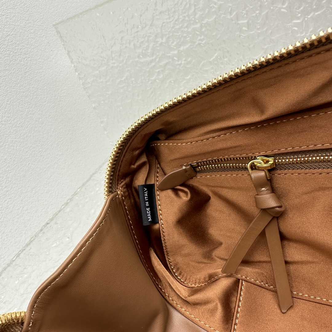 Miu Miu Arcadie leather bag - 