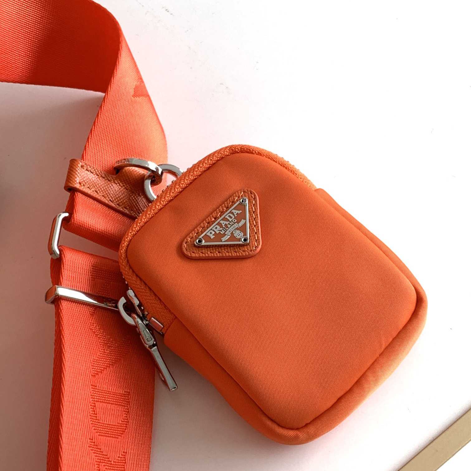 Prada Re-Edition 2005 Printed Re-Nylon Bag(22-12-6cm) - 
