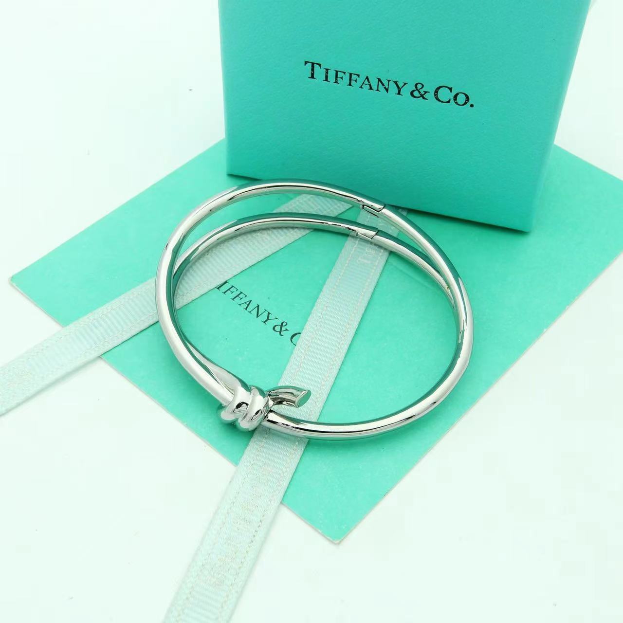 Tiffany&CO Tiffany Knot Double Row Hinged Bangle  - 
