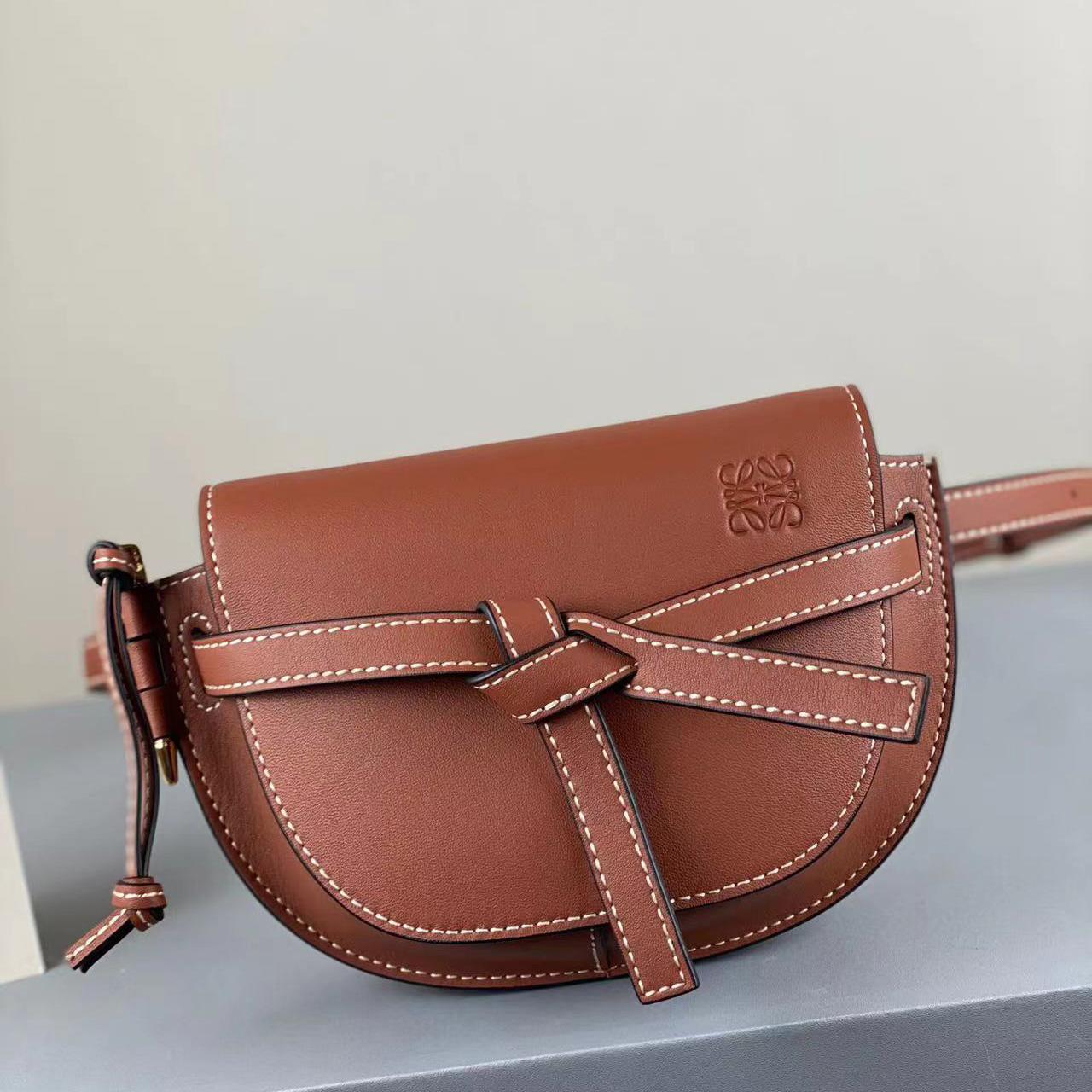Loewe Gate Shoulder Bag  ( 20-13-8  cm) - 