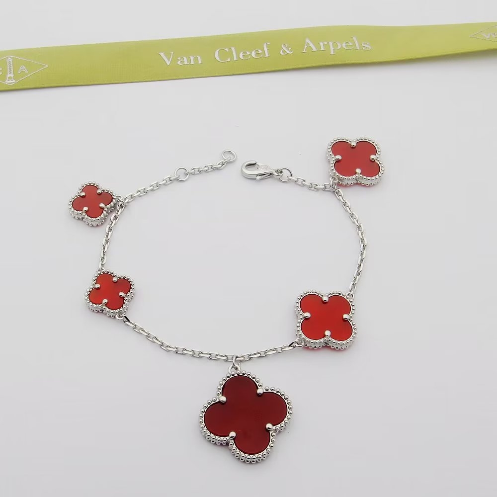 Van Cleef & Arpels Bracelet - 