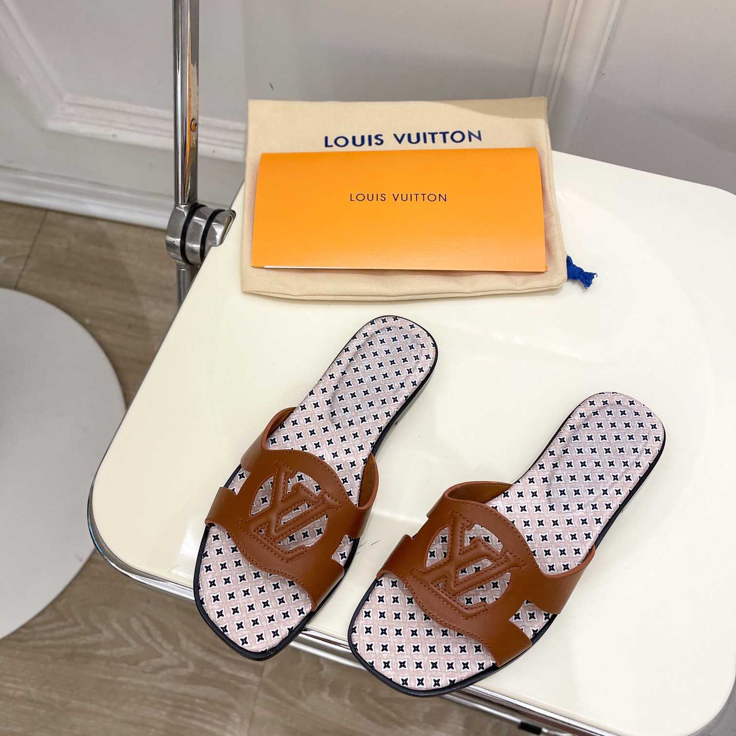 Louis Vuitton LV Isola Flat Mule - 