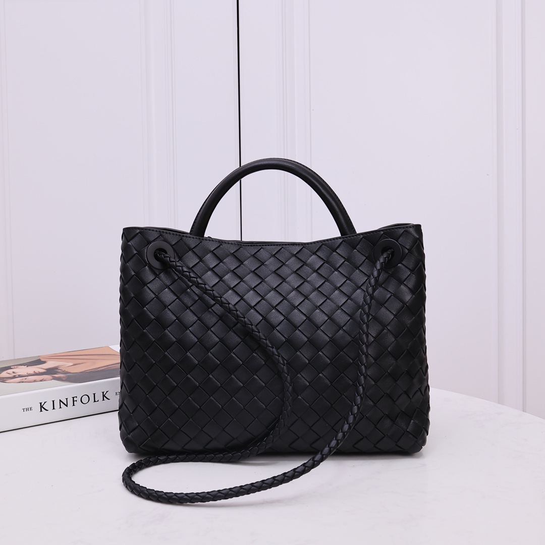 Bottega Veneta Medium Andiamo - 