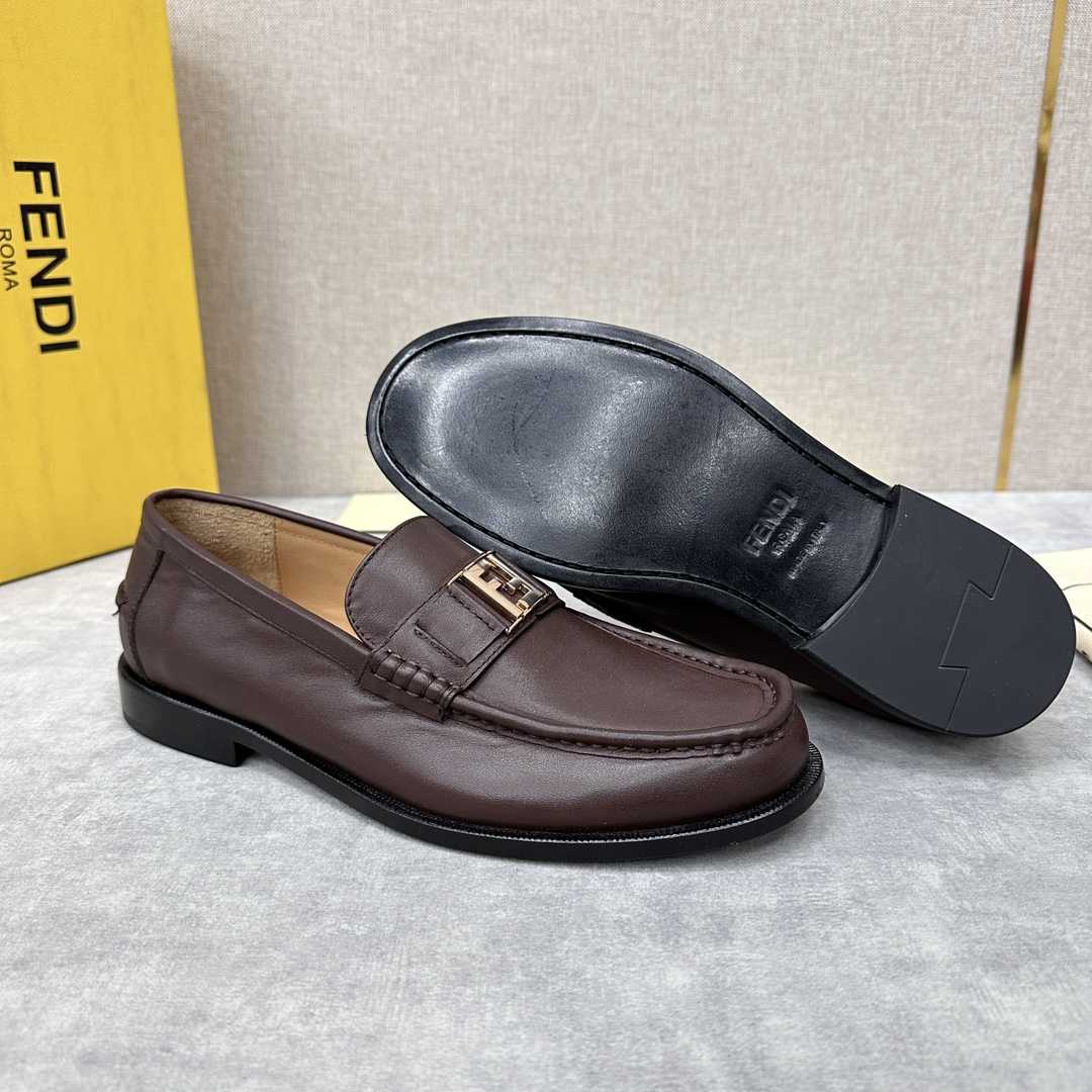 Fendi Men's Brown Loafer - 