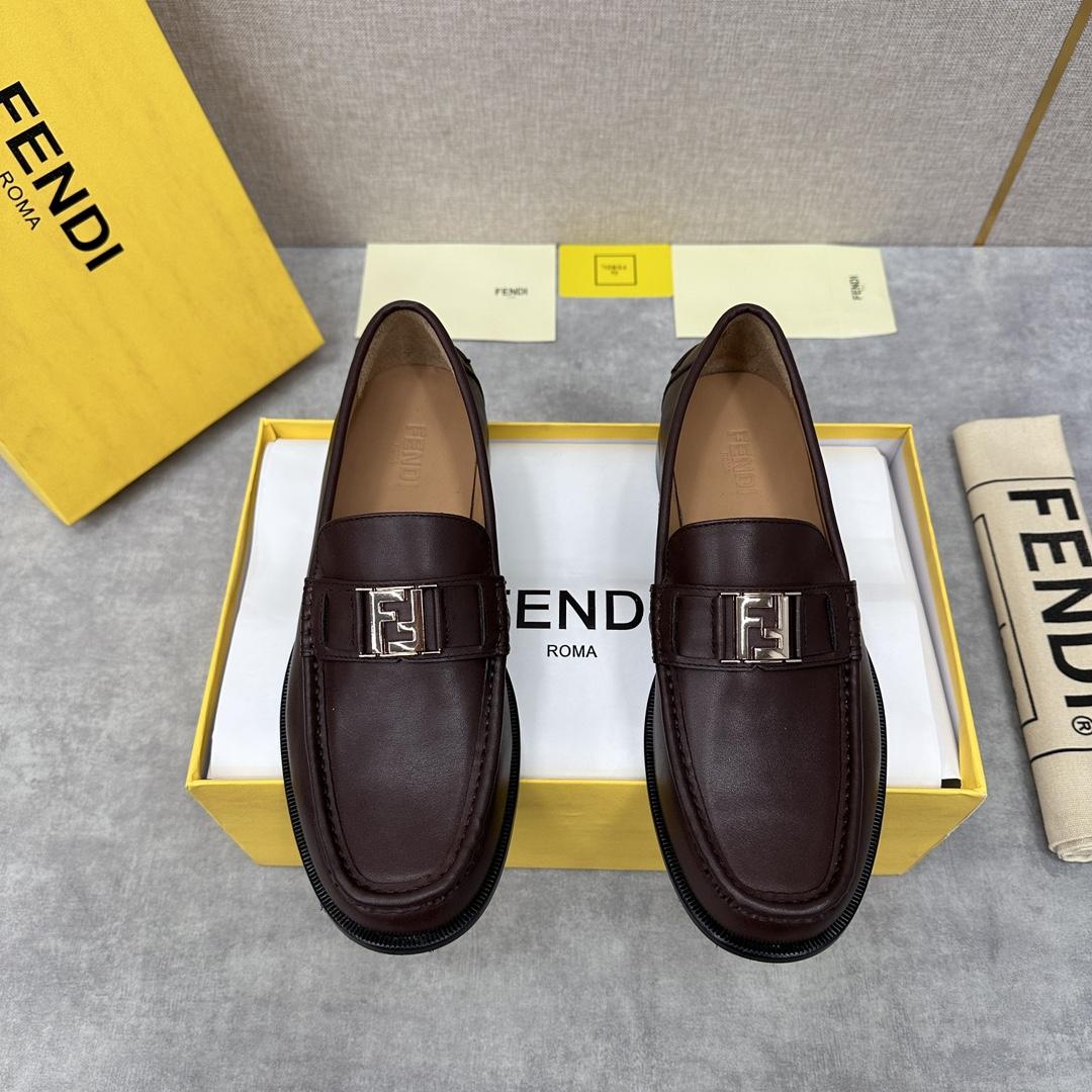 Fendi Men's Brown Loafer - 