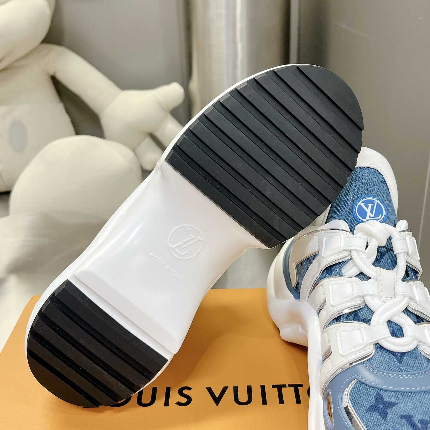 Louis Vuitton LV Archlight Sneaker    - 