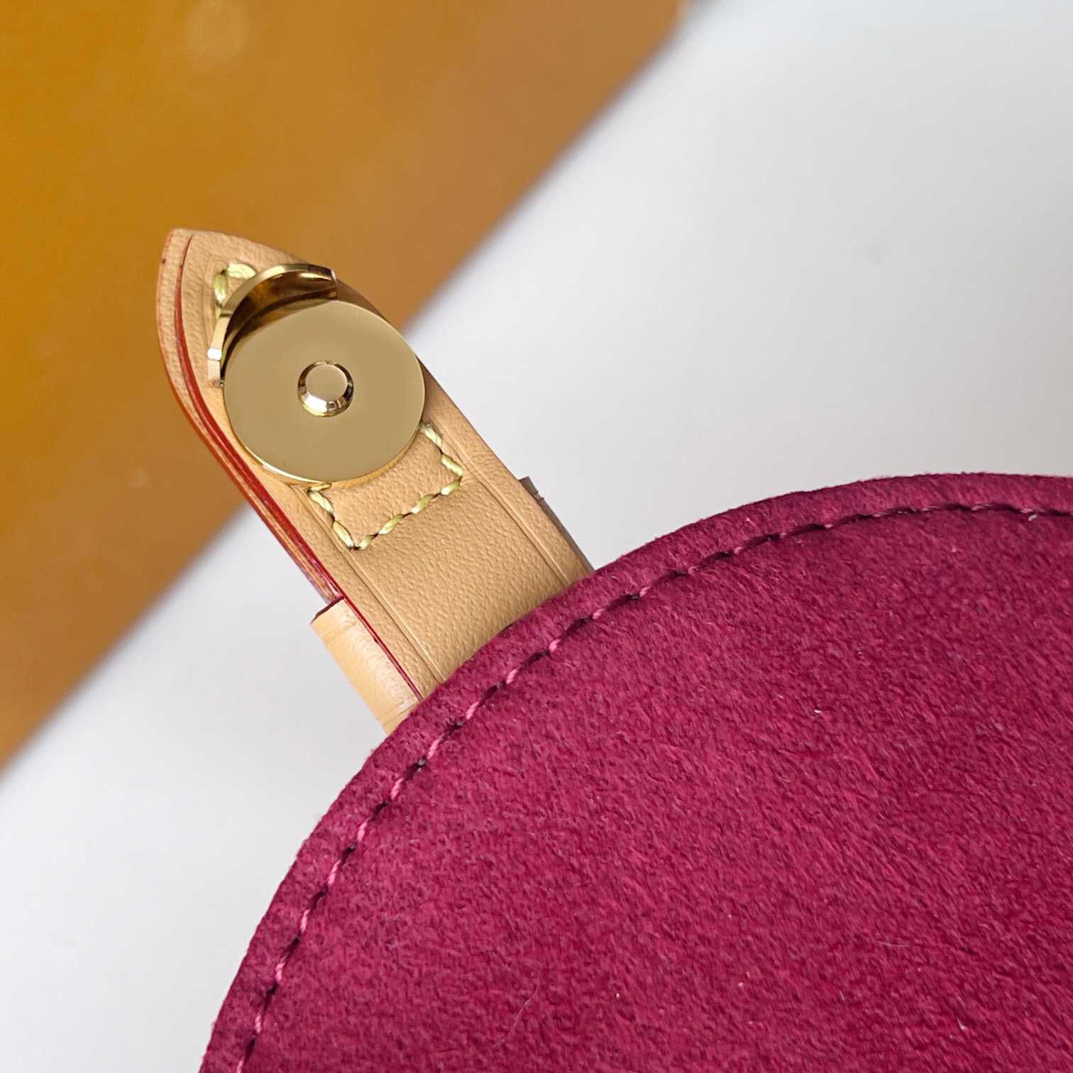 Louis Vuitton Micro Chantilly(12.5 x 13 x 4cm)   M46643 - 