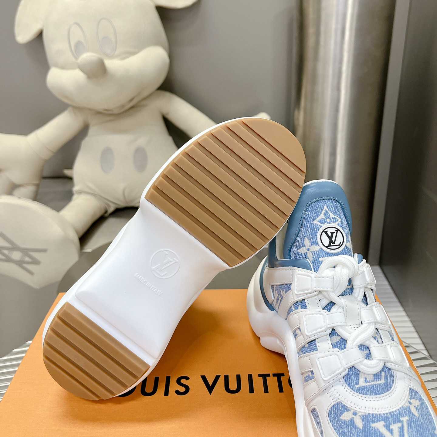 Louis Vuitton LV Archlight Sneaker     1AB30T - 