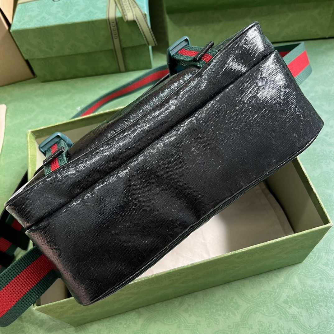 Gucci GG Crystal Messenger Bag (27x 20x 10cm) - 