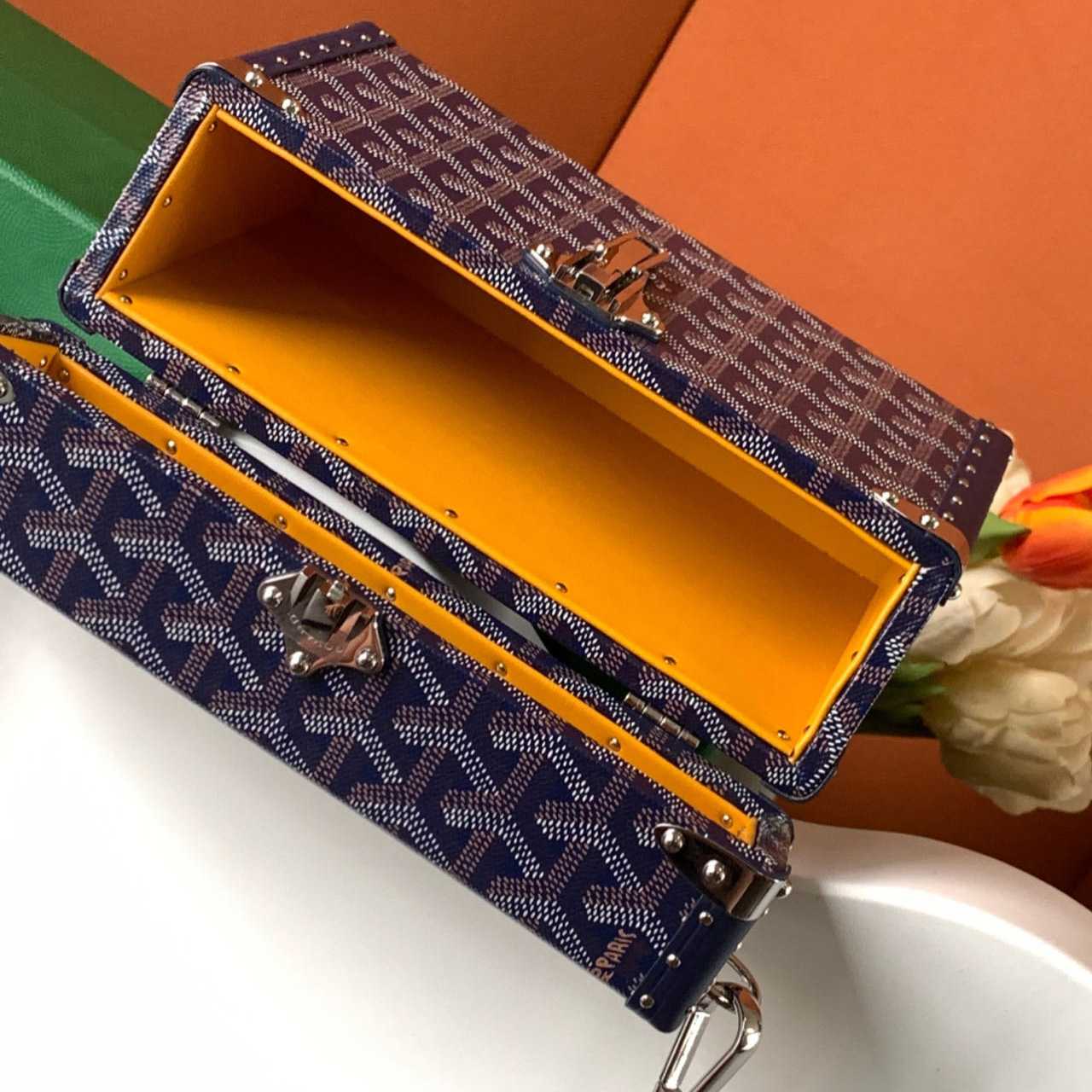 Goyard Bag Trunk Monogram Leather (21-15-6.5cm) - 
