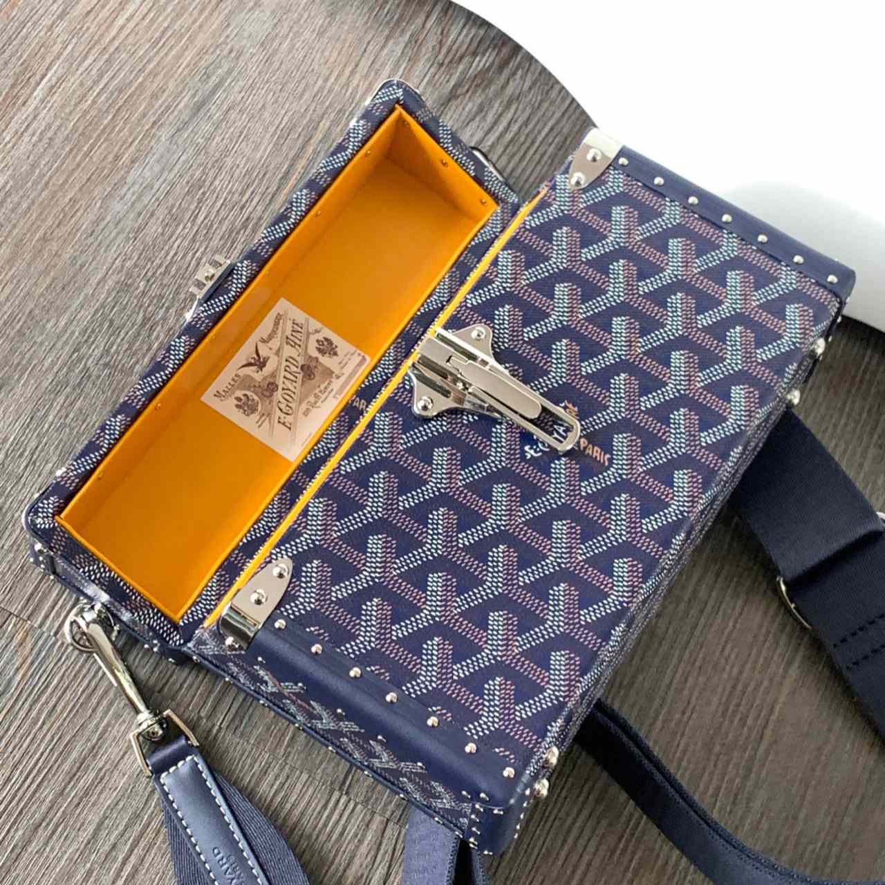 Goyard Bag Trunk Monogram Leather (21-15-6.5cm) - 