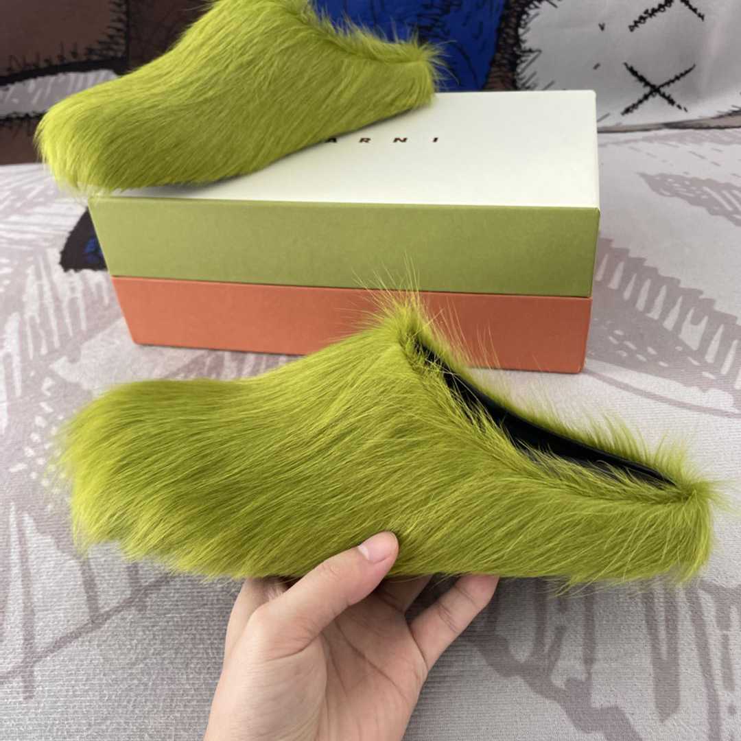 Marni Fussbett Slip-On Flat Mules - 