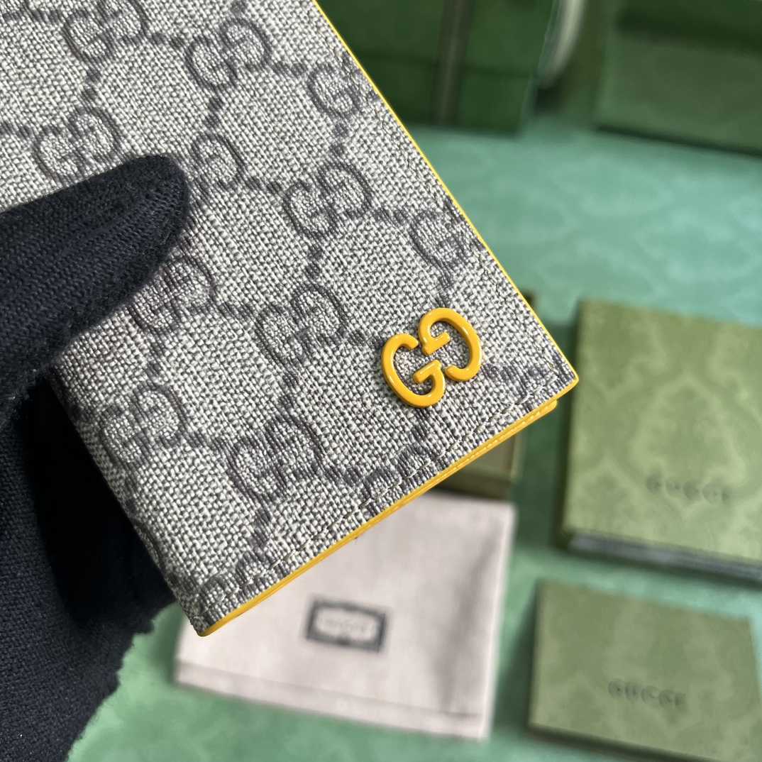 Gucci Long Card Case With GG Detail - 