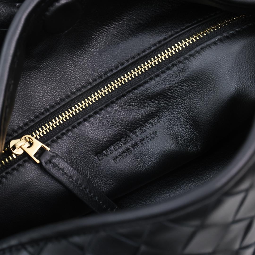 Bottega Veneta Small Hop - 