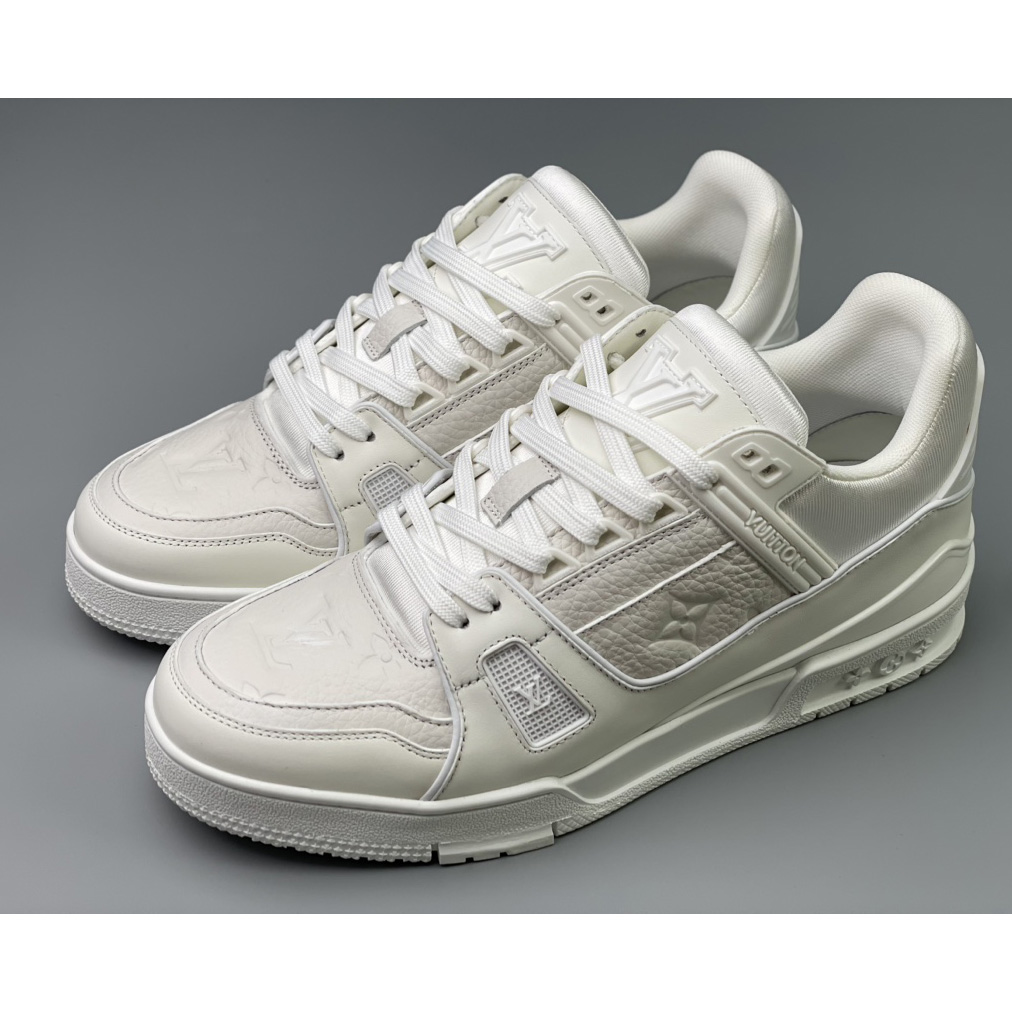 Louis Vuitton Trainer Sneaker (Upon UK Size) - 