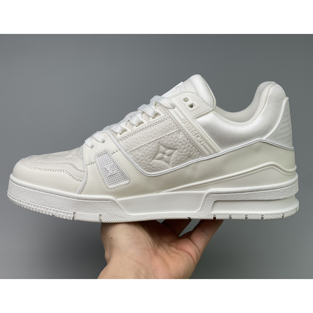 Louis Vuitton Trainer Sneaker (Upon UK Size) - 