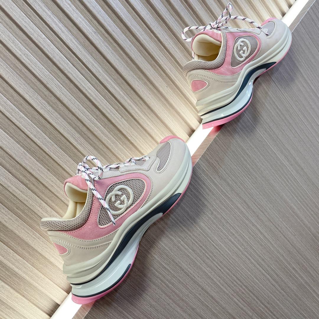 Gucci Women's Run Sneaker - 