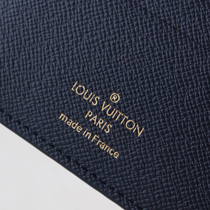 Louis Vuitton Multiple Wallet (7.5 x 11.1 x 1cm)   M82827 - 