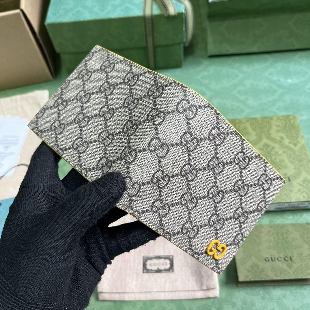 Gucci Wallet With GG Detail - 