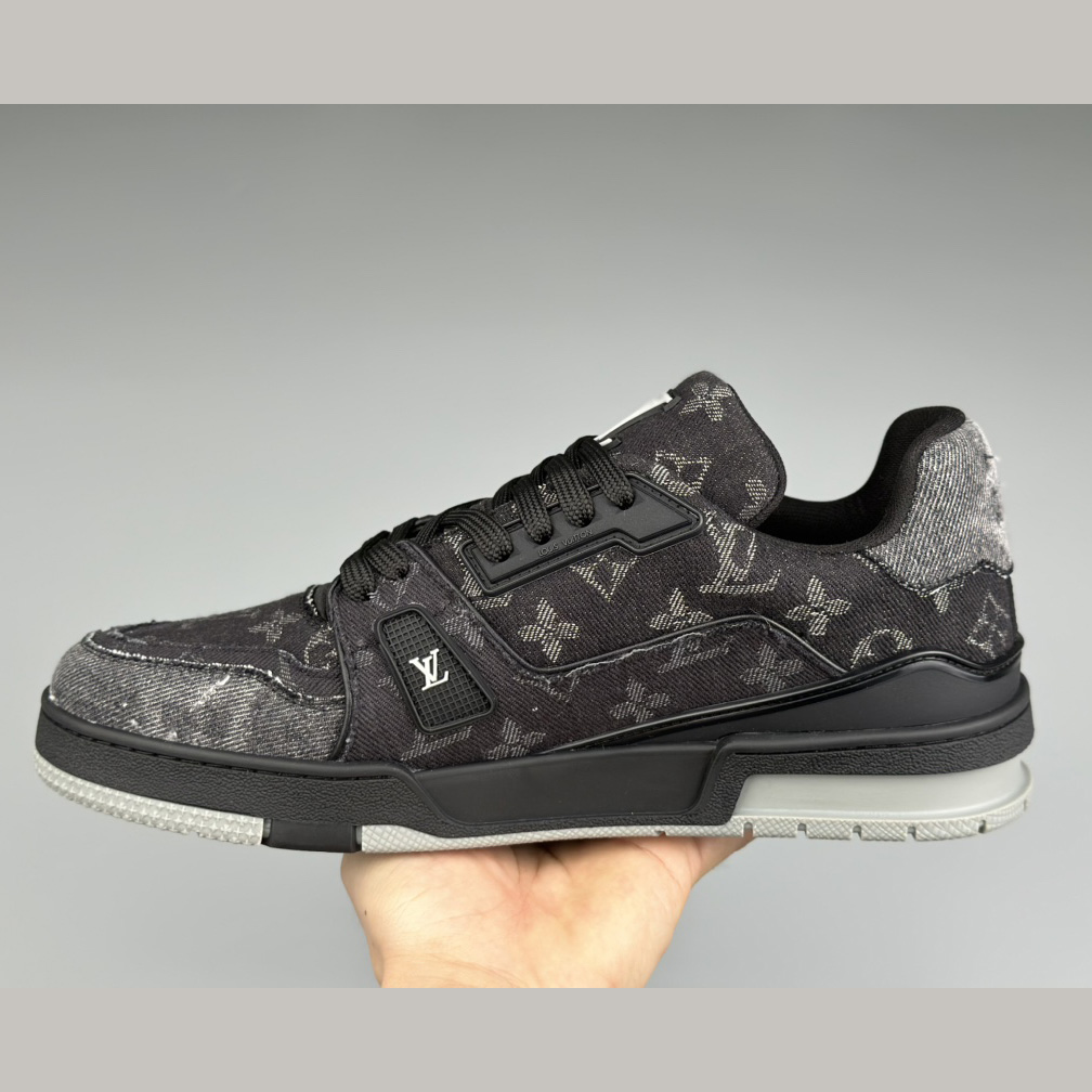 Louis Vuitton lv Trainer Sneaker (Upon UK Size) - 