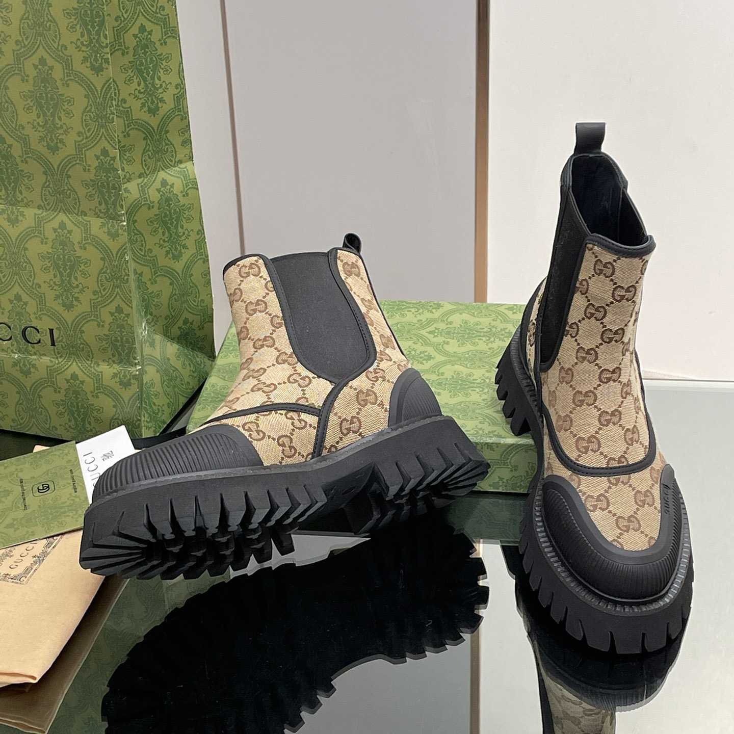 Gucci  GG ankle Boot - 