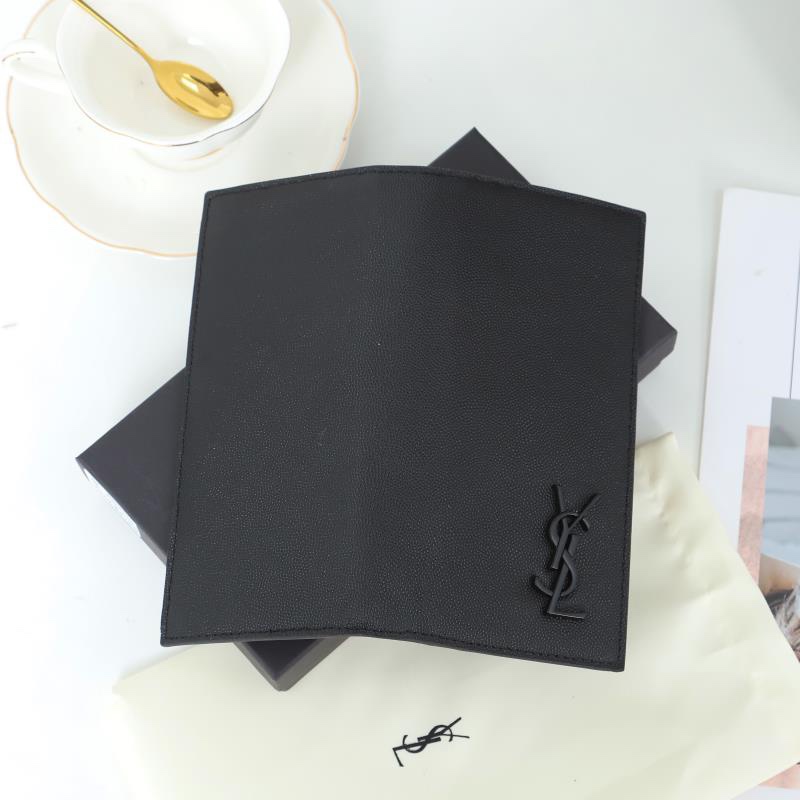 Saint Laurent Pouch  (11x18x2cm) - 