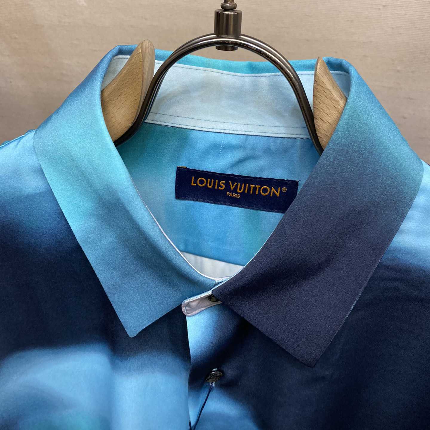 Louis Vuitton Printed Silk Blend Shirt - 