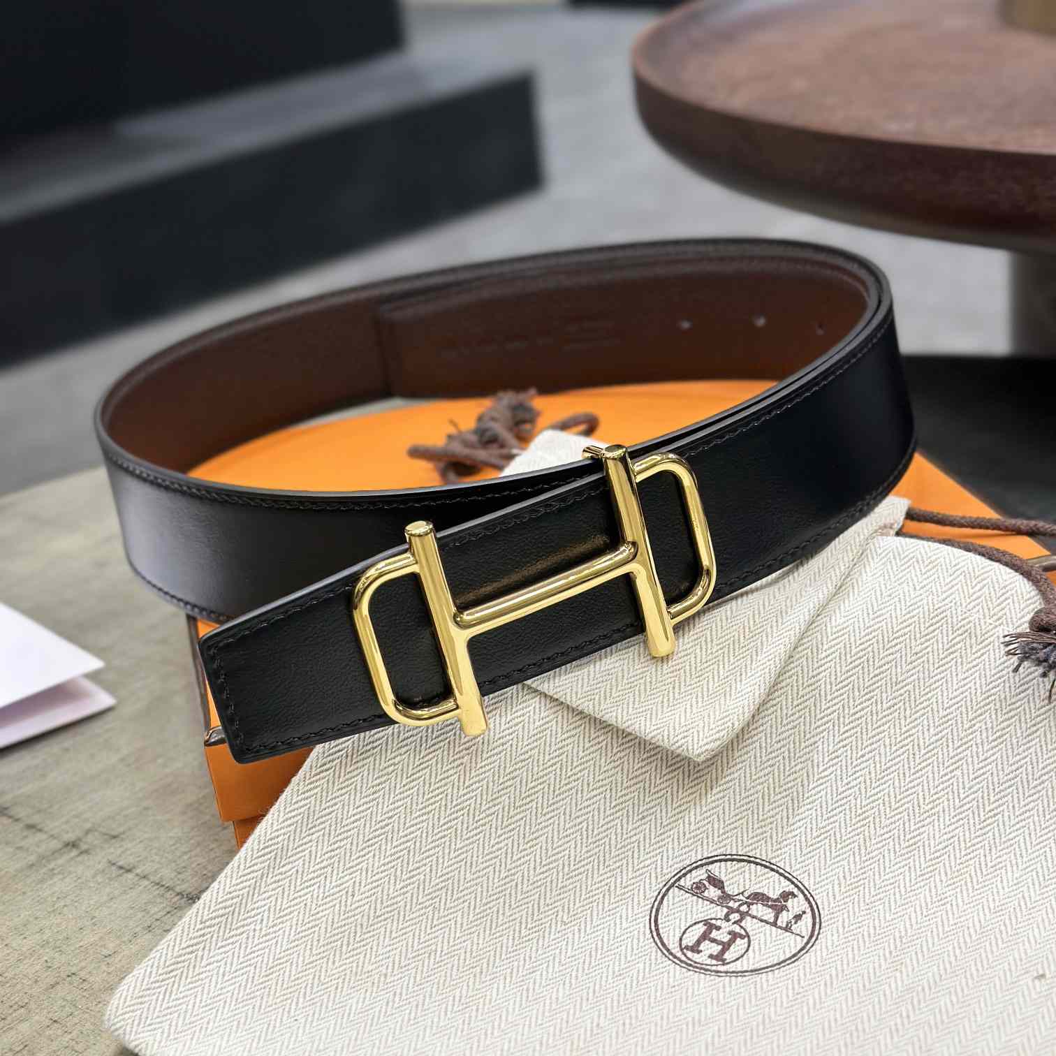 Hermes Royal Belt Buckle & Reversible Leather Strap 38 mm - 