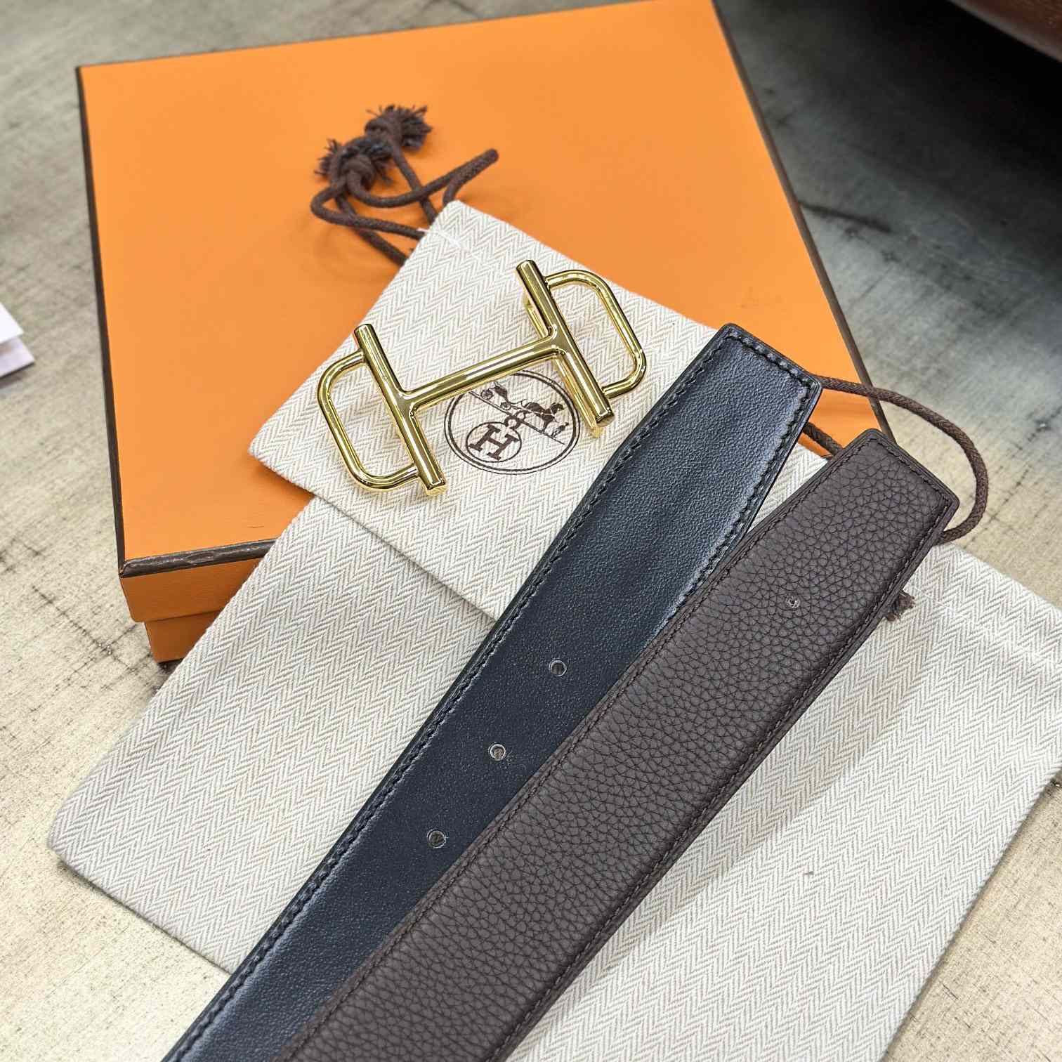 Hermes Royal Belt Buckle & Reversible Leather Strap 38 mm - 