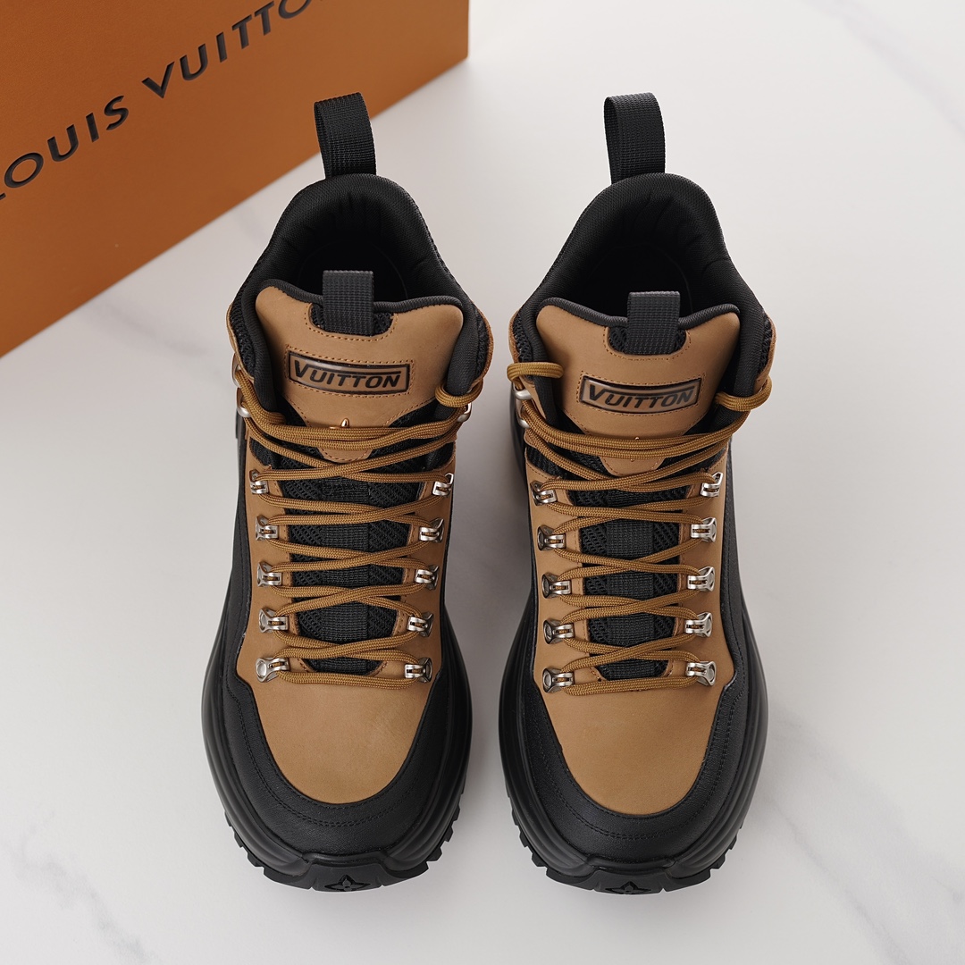 Louis Vuitton LV Discovery Ankle Boot   - 