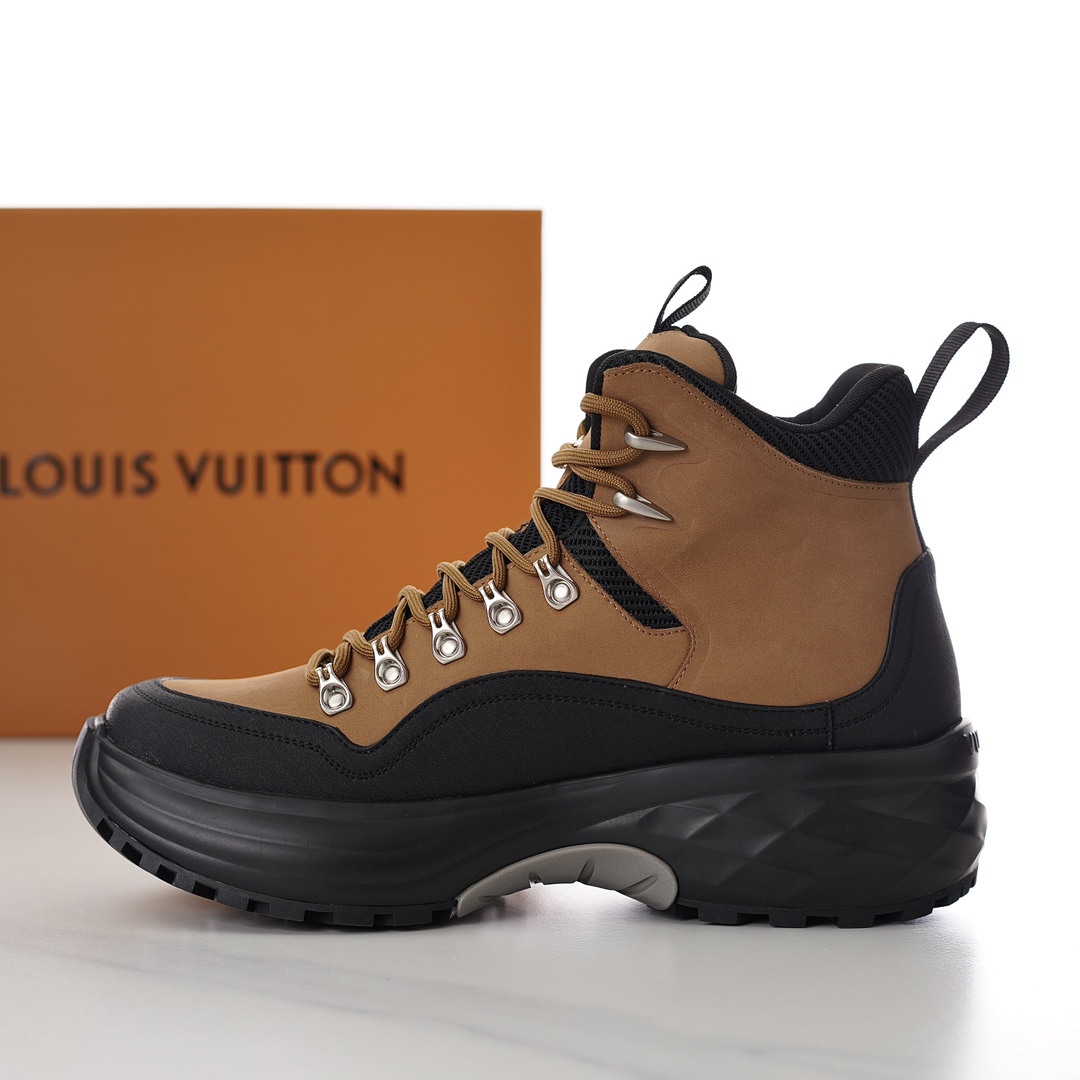 Louis Vuitton LV Discovery Ankle Boot   - 