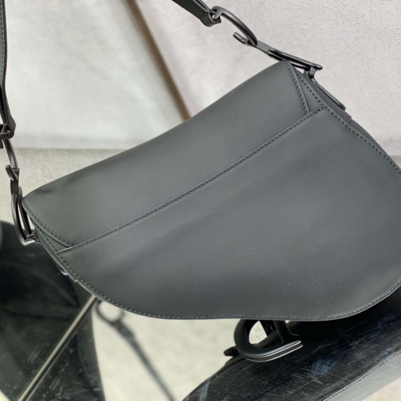 Dior Saddle Bag    25.5-20-6.5cm - 