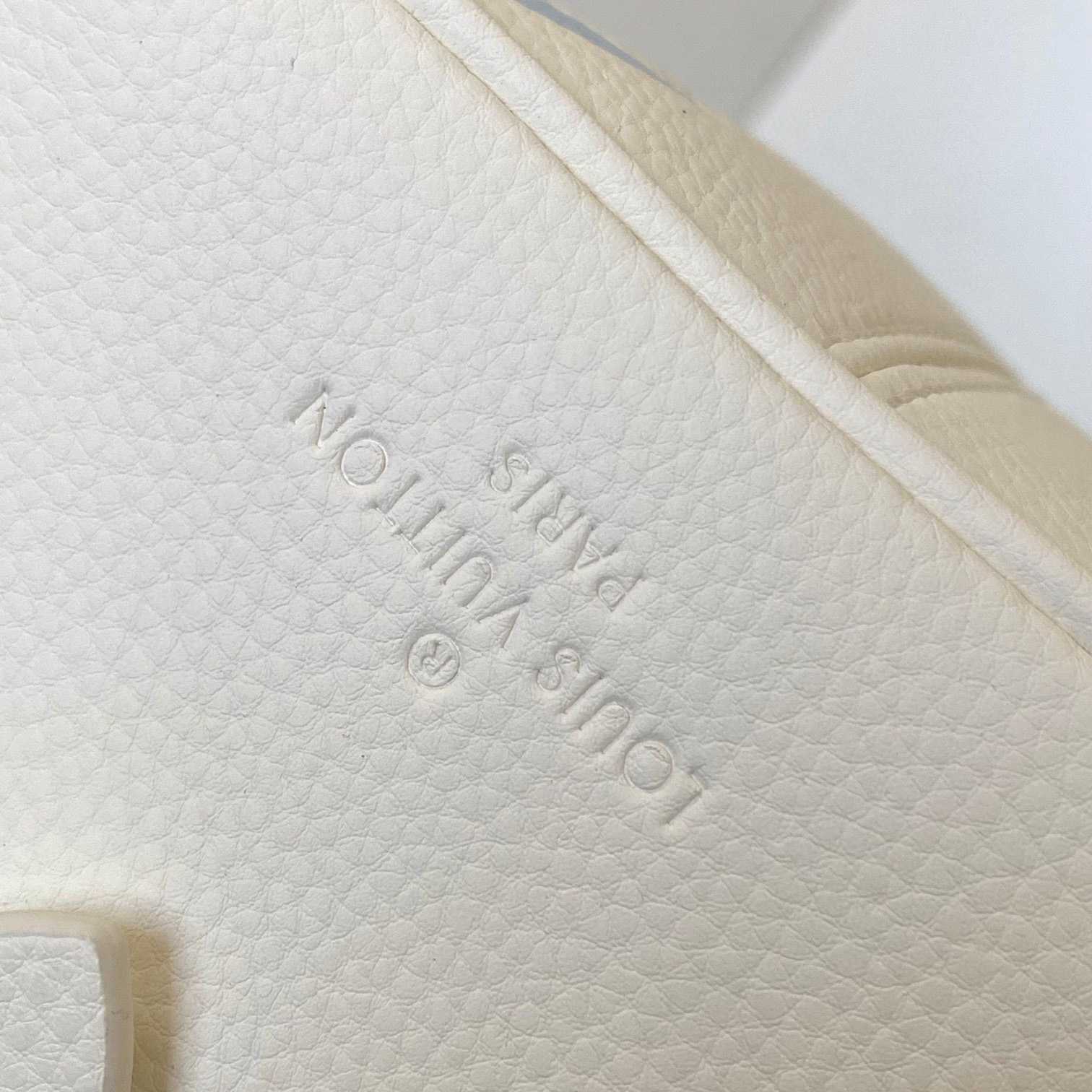 Louis Vuitton Speedy Bandouliere 20    M46883 - 