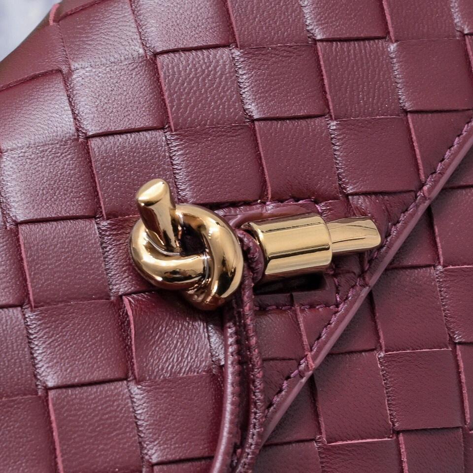 Bottega Veneta Mini Andiamo Cross-Body Bag - 
