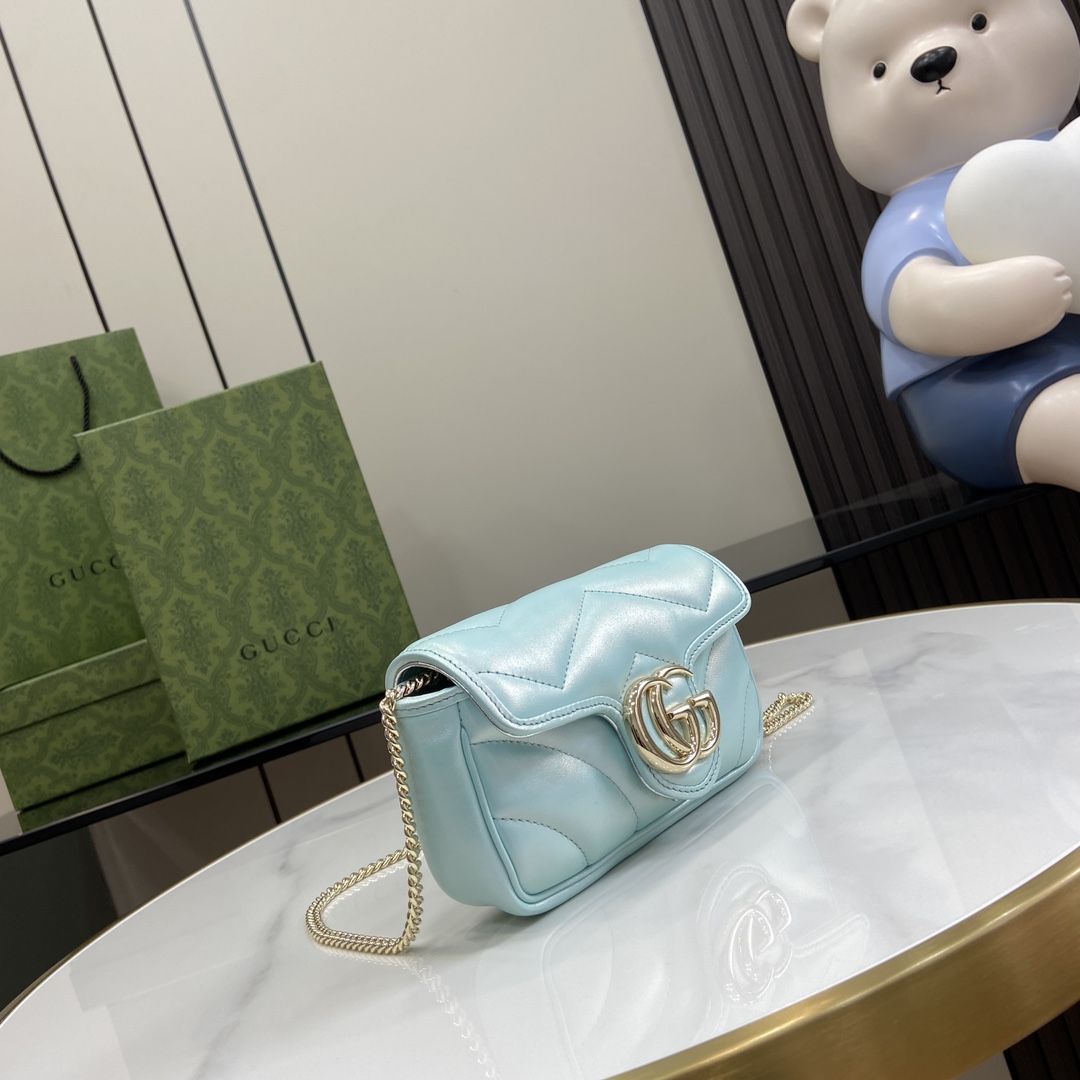 Gucci GG Marmont Super Mini Bag - 