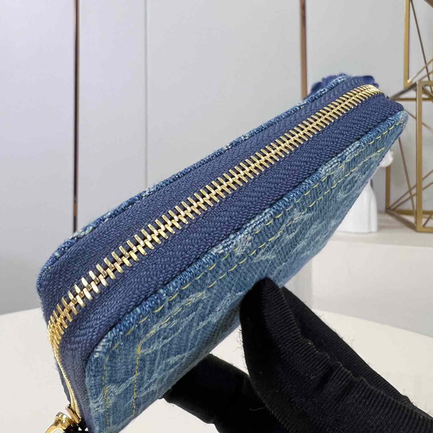 Louis Vuitton Zippy Coin Purse    M82957 - 