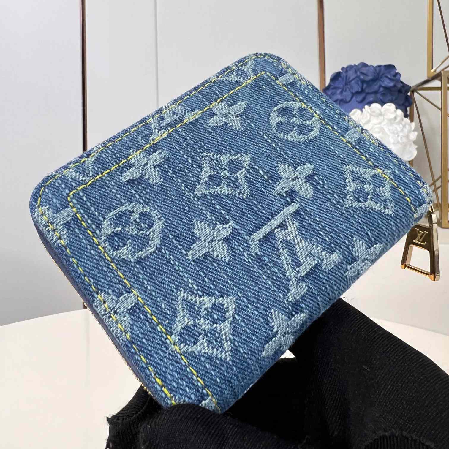 Louis Vuitton Zippy Coin Purse    M82957 - 